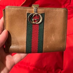 Vintage Gucci wallet